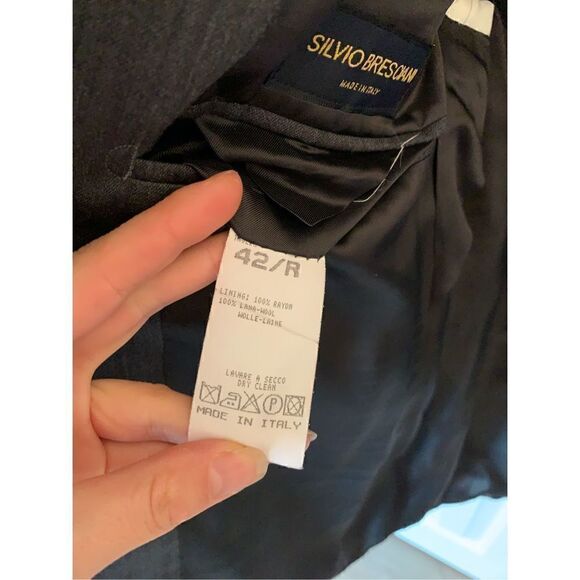 Silvio Bresciani gray blazer size 42R  new with tags  3 button - Picture 6 of 9